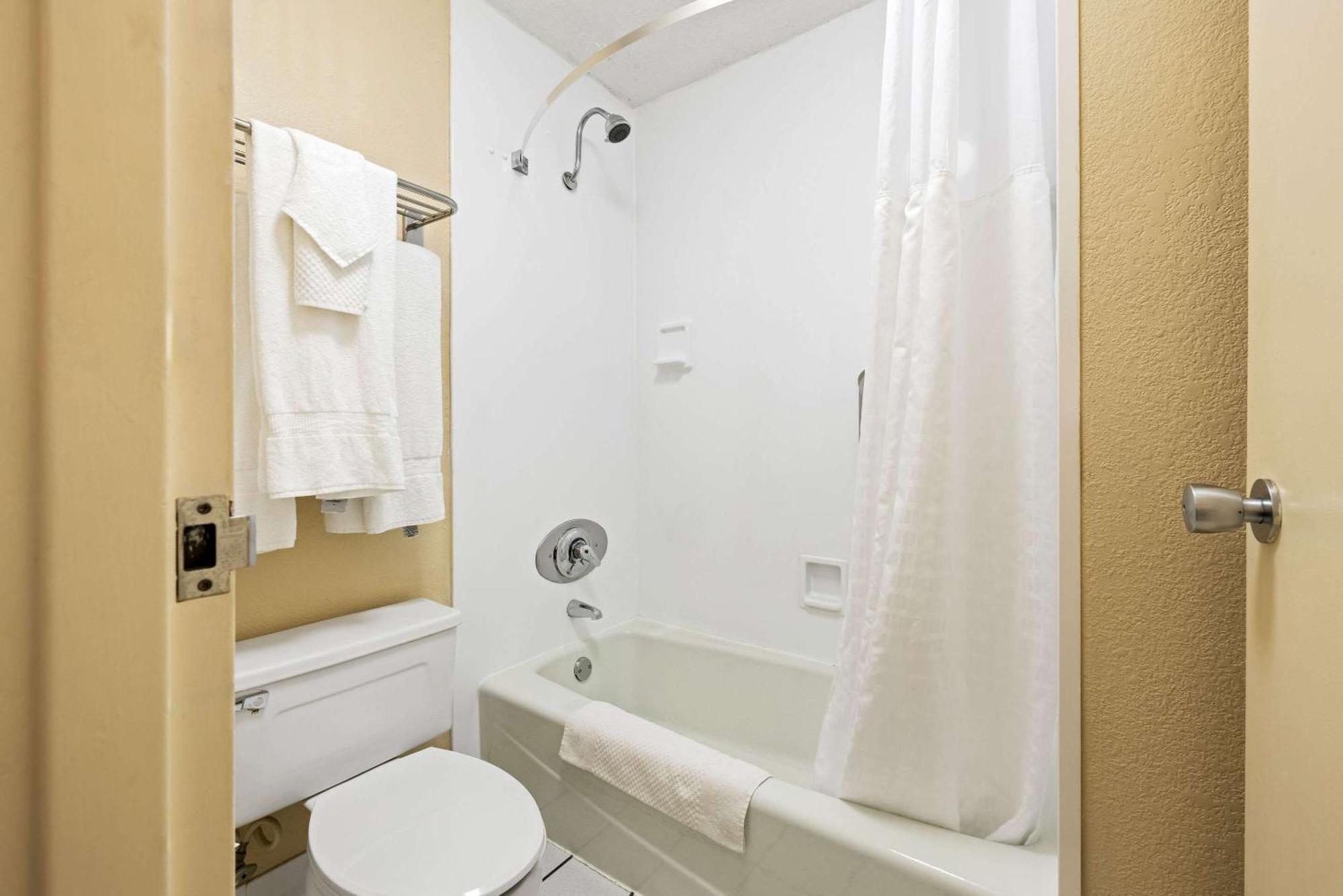 Quality Inn Морган-Сити Экстерьер фото